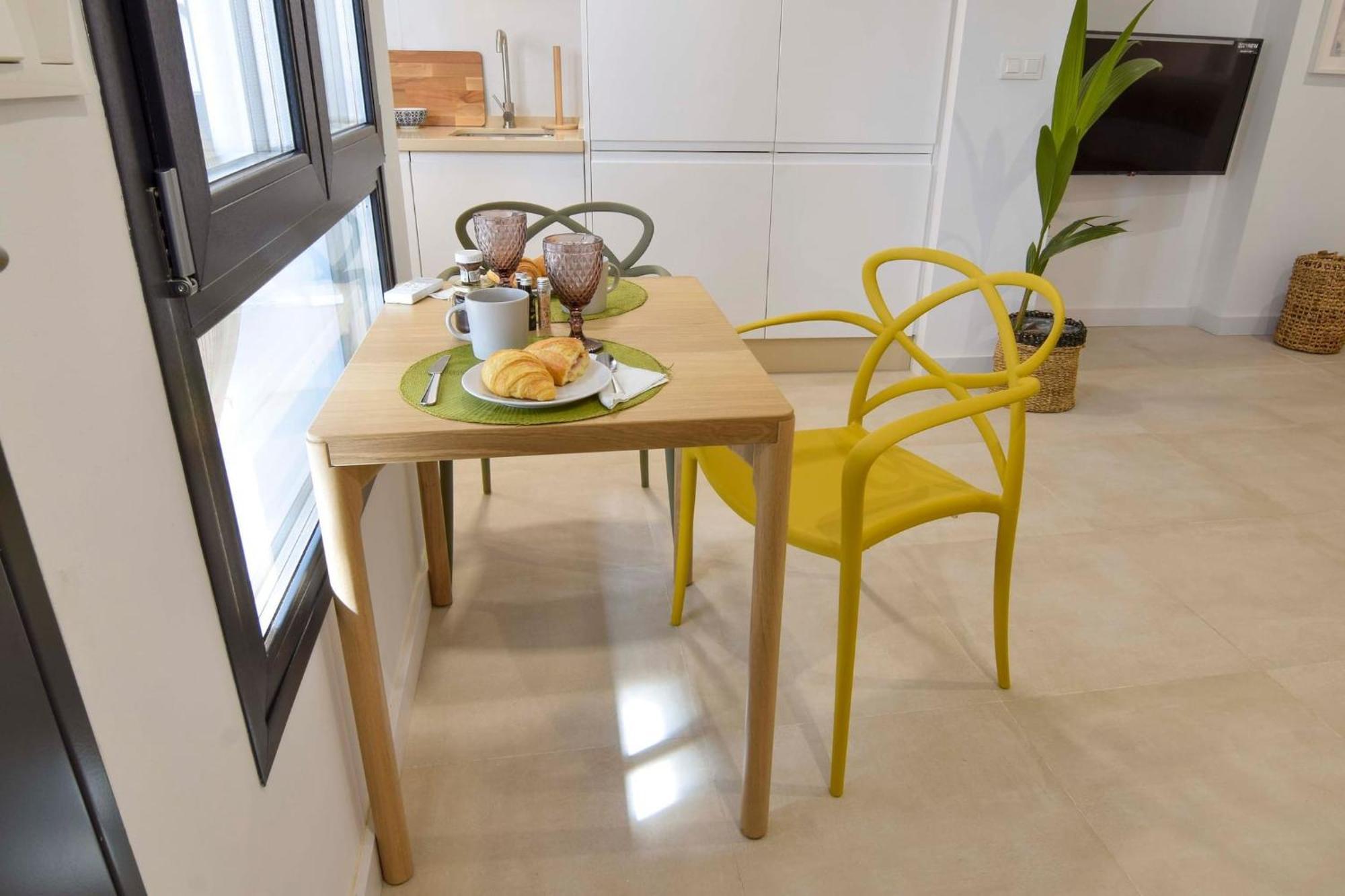 Estudios Ollerias By Sharingco Apartment Malaga